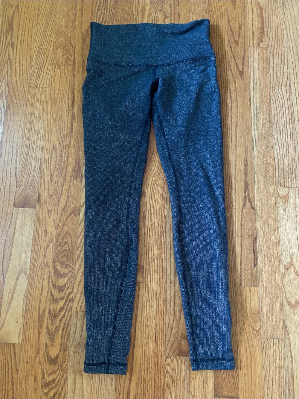 Lululemon herringbone leggings Size 8